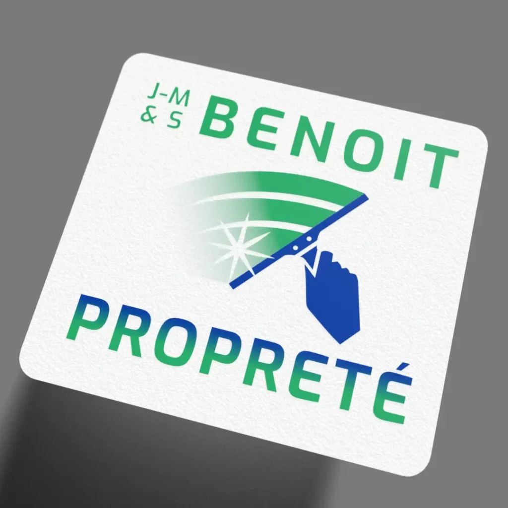 Le logo de l'entreprise JM & S Benoit Propreté. Il représente, dans des couleurs bleu indigo et vert, la spécialité de l'entreprise : une main qui lave une vitre en maniant une raclette.